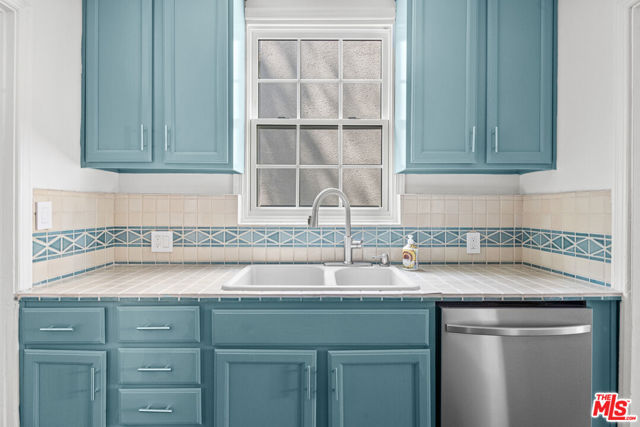 2411 St George Street, Los Angeles CA: https://media.crmls.org/mediaz/2ad8692a-a690-49e3-b43b-1a18b6de4cd8.jpg