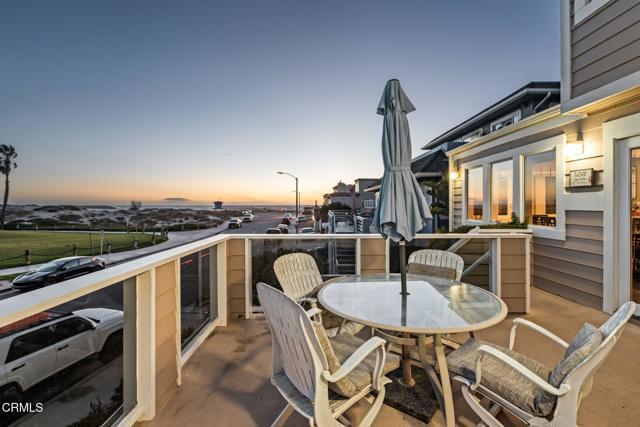 1401 GREENOCK Lane, Ventura CA: https://media.crmls.org/mediaz/2ad891e5-30d2-4f84-8b7f-1e4aefe4e9a2.jpg