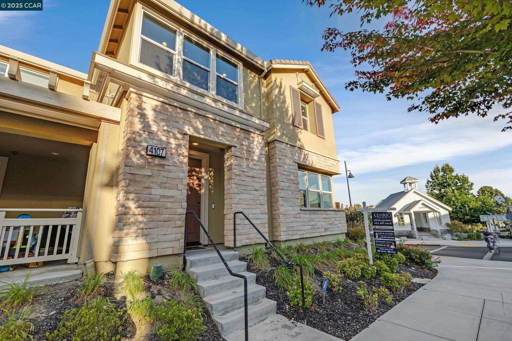 4107 Wallis Ranch Dr