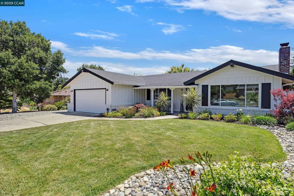 1032 Sanders Dr