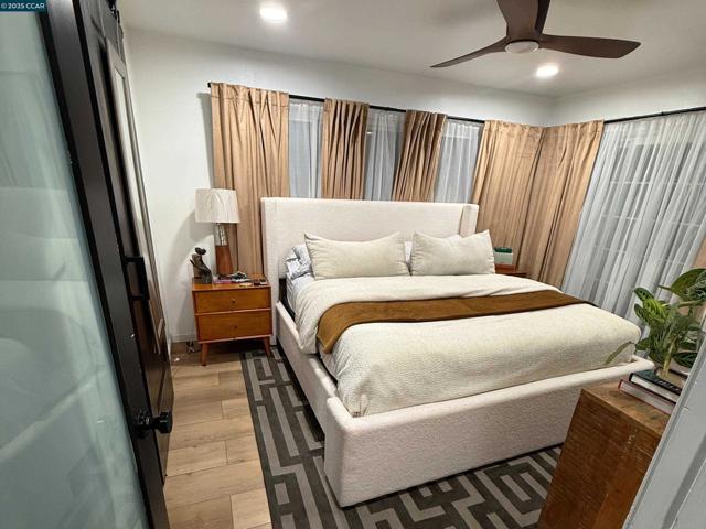 120 E Lake Drive, Antioch CA: https://media.crmls.org/mediaz/2ad97e9a-c349-4d0a-8728-cbb0c6219bf9.jpg