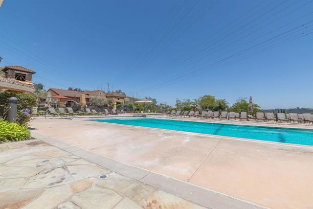 Detail Gallery Image 33 of 34 For 2772 Piantino Cir, San Diego,  CA 92108 - 2 Beds | 2 Baths