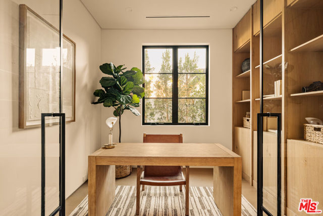 11556 Blix Street, Valley Village CA: https://media.crmls.org/mediaz/2ad9e83f-1e4e-4b1c-9c82-b0e6715e90e0.jpg