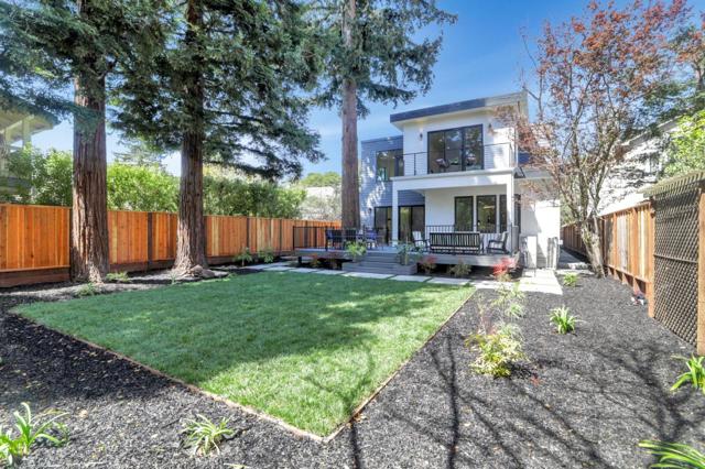 546 9th Avenue, Menlo Park CA: https://media.crmls.org/mediaz/2adb35e6-ecff-4bce-9c3b-00e79f450981.jpg