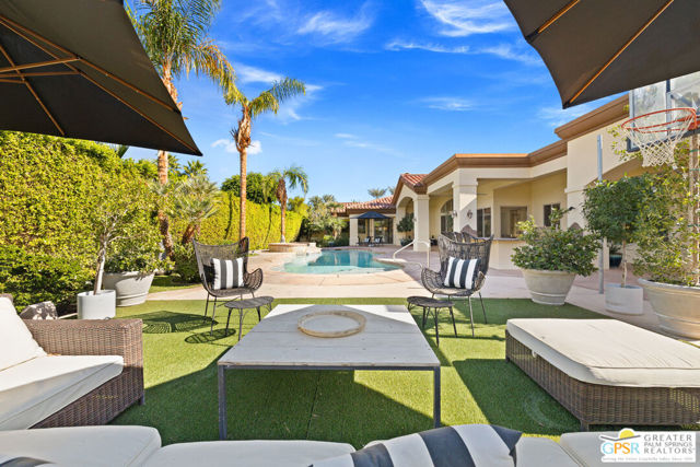 16 Villaggio Place, Rancho Mirage CA: https://media.crmls.org/mediaz/2adb5037-e350-4b13-86d5-d4df0d0ad746.jpg