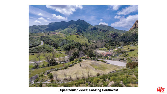 32067 Lobo Canyon Road, Agoura Hills CA: https://media.crmls.org/mediaz/2adc6880-f4d4-406e-933e-5025b7796235.jpg