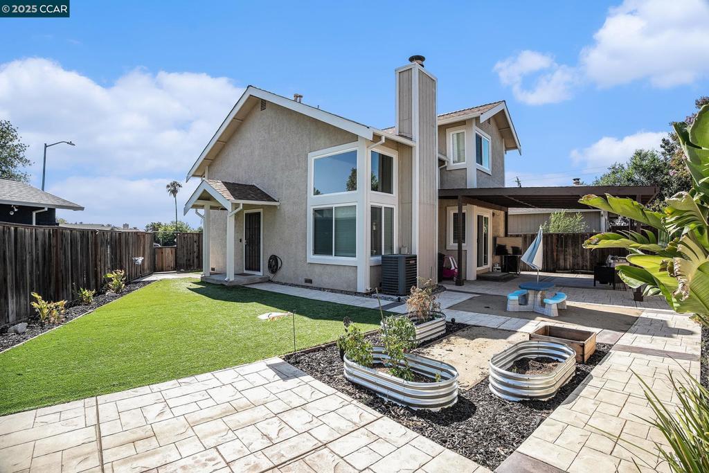 354 Hazelnut Lane