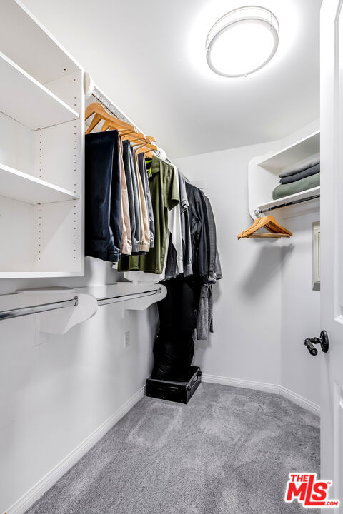 12026 Hoffman Street, Studio City CA: https://media.crmls.org/mediaz/2addc940-d582-43bd-b36b-807ba627a0b2.jpg