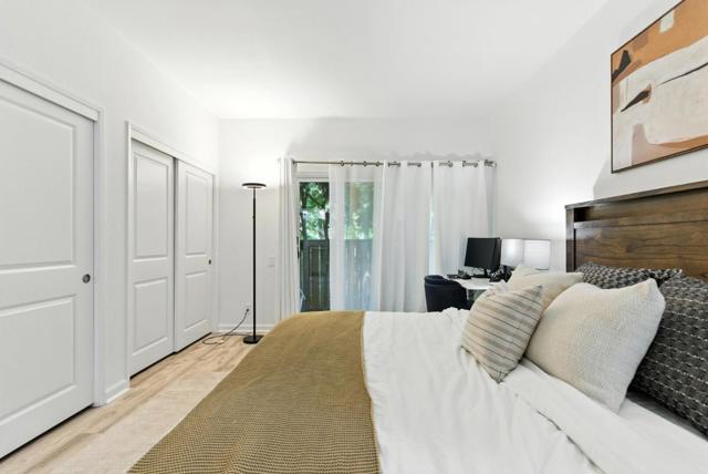 914 Shoreline Drive, San Mateo CA: https://media.crmls.org/mediaz/2added18-a6df-4265-9559-0aab3b4b9fec.jpg