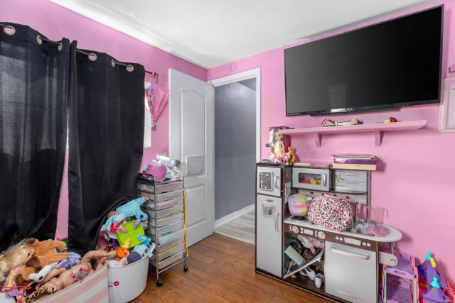 Detail Gallery Image 15 of 16 For 999 E Division St #B27,  National City,  CA 91950 - 2 Beds | 2 Baths