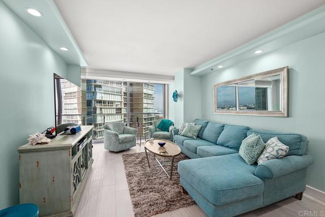 Detail Gallery Image 4 of 41 For 1810 Avenida Del Mundo #901,  Coronado,  CA 92118 - 1 Beds | 1 Baths