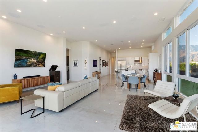1280 Celadon Street, Palm Springs CA: https://media.crmls.org/mediaz/2adfd9e6-dd1e-4a6a-80b9-05e55660ddb6.jpg