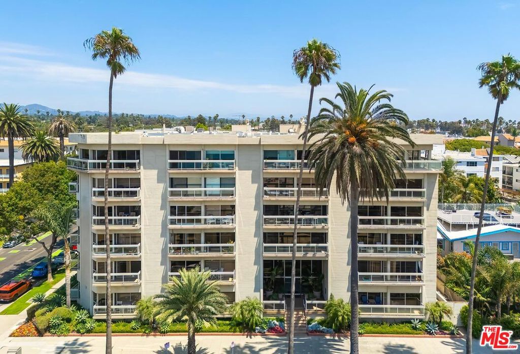 801 Ocean Avenue #206
