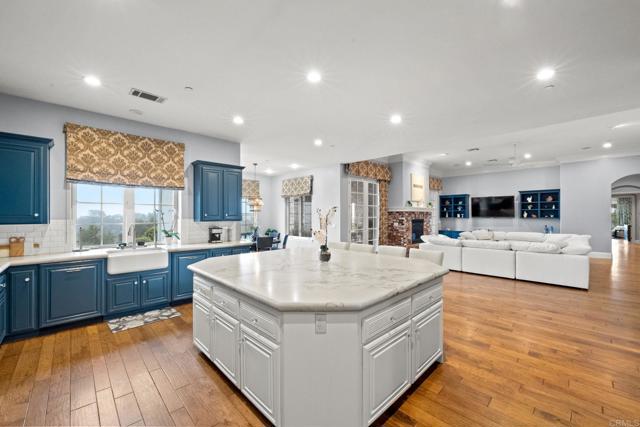 3401 Adams Run, Encinitas CA: https://media.crmls.org/mediaz/2ae1343b-6fdc-4060-8919-6588e65d5638.jpg