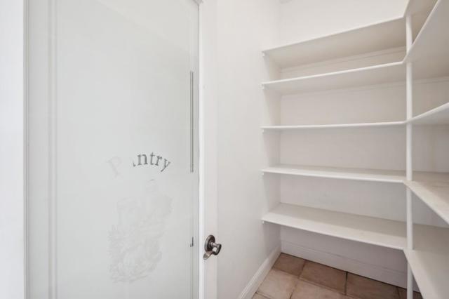 4165 Ashford Circle, Hollister CA: https://media.crmls.org/mediaz/2ae1516a-2946-4ca4-92a3-21ee799b2f46.jpg