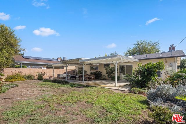 22521 Haynes Street photo 25