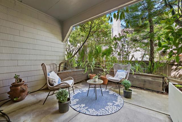 67 Pelican Lane, Redwood City CA: https://media.crmls.org/mediaz/2ae17458-c4f0-4c7b-b215-befb608397f0.jpg