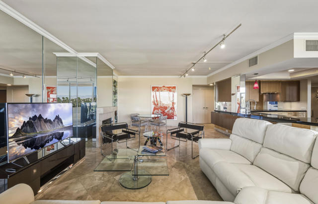 899 Island Drive #402, Rancho Mirage, CA 92270