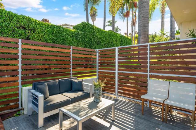Image 17 of 75 For 2532 La Costa Ave