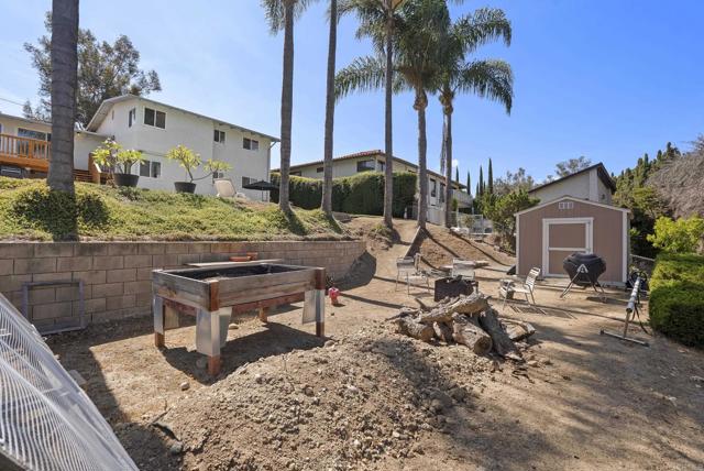 1958 Milford Place, El Cajon CA: https://media.crmls.org/mediaz/2ae32a96-e419-4a8f-b628-be0e1e78bd94.jpg