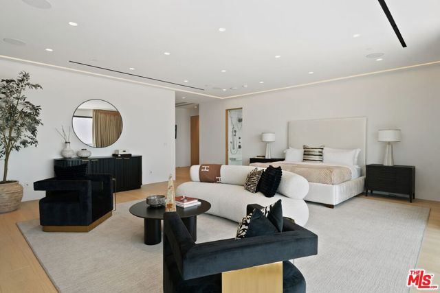 2180 Stradella Road, Los Angeles CA: https://media.crmls.org/mediaz/2ae37c96-64b0-467f-81c9-1188750f3679.jpg