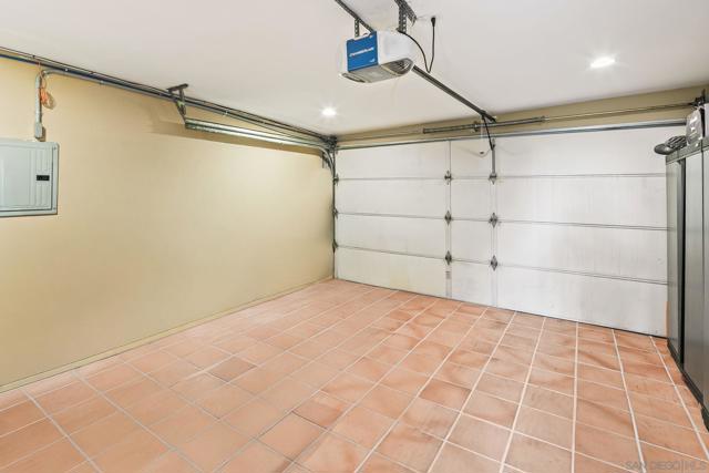 1728 West Lewis, San Diego CA: https://media.crmls.org/mediaz/2ae38be7-d089-46cb-971b-0cc098e4de38.jpg