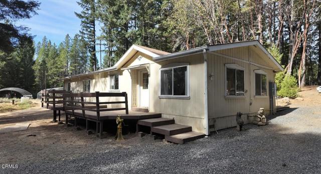 1605 Fitch Road, Laytonville CA: https://media.crmls.org/mediaz/2ae3bec0-1471-4795-ba70-f834c415931f.jpg
