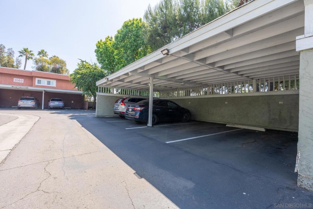 1040 Washington Ave - photo 19