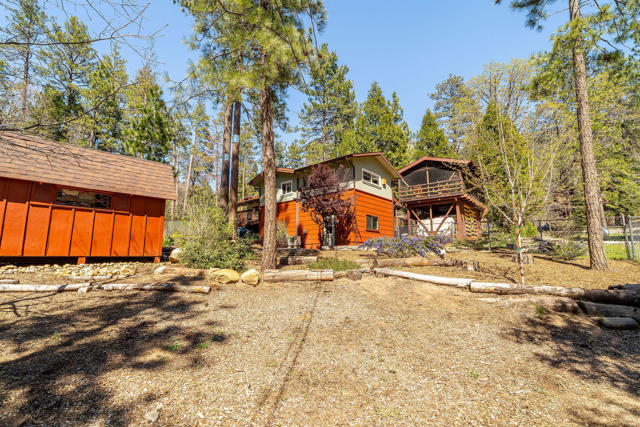 25445 Palomar Road, Idyllwild CA: https://media.crmls.org/mediaz/2ae5d269-e41e-4b51-8135-b908ff06643a.jpg