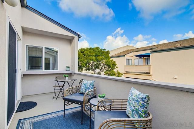 Image 32 of 48 For 3242 Ashford St  K