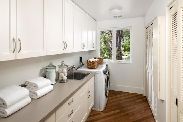 12008 Emerald Hill Lane, Los Altos Hills CA: https://media.crmls.org/mediaz/2ae70af3-a248-4ce9-8a49-876a3c19b1be.jpg