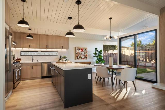 224 Loon Court, Foster City CA: https://media.crmls.org/mediaz/2ae763d4-57ab-47f9-a3ed-a94e2f1891e7.jpg