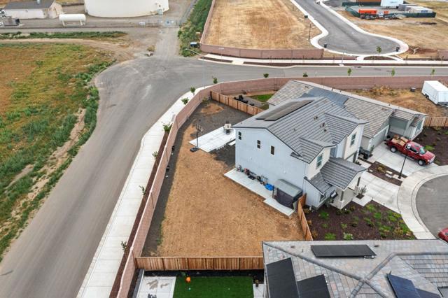 2224 Greenhorn Road, Patterson CA: https://media.crmls.org/mediaz/2ae76d5d-e209-4de5-939c-3bd2b4ed760a.jpg