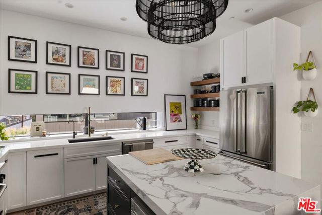3225 Rowena Avenue, Los Angeles CA: https://media.crmls.org/mediaz/2ae7fdcd-afcf-47dc-84b7-2387d00fce0d.jpg