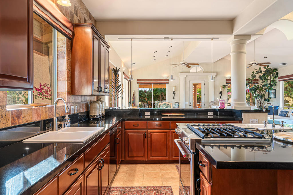 MLS #219138213DA image #17