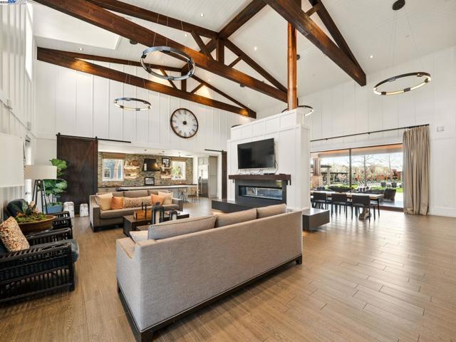 665 Sandalwood, Livermore CA: https://media.crmls.org/mediaz/2ae8a0c3-ccbf-44ff-a259-f03e51d00826.jpg