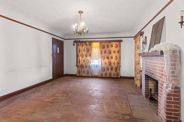 207 Bassett Street, King City CA: https://media.crmls.org/mediaz/2ae8eaf7-cc4a-41a4-ac54-1a749b1e2f6b.jpg