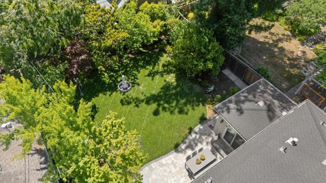 2608 Bryant Street, Palo Alto CA: https://media.crmls.org/mediaz/2ae95718-56cb-4d0b-b914-4a8a0acaa689.jpg