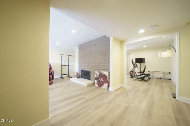 3553 Pontiac Street, La Crescenta CA: https://media.crmls.org/mediaz/2ae97e92-7197-42ca-8aea-a1bcb08fe884.jpg