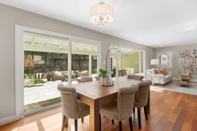 1098 Muir Way, Los Altos CA: https://media.crmls.org/mediaz/2ae9ad8b-1220-4fe3-b2f9-0e8676f4a27c.jpg