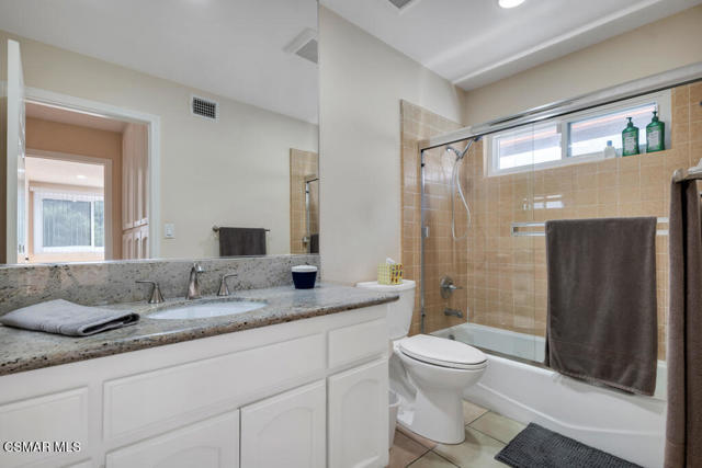 4022 Old Topanga Canyon Road, Calabasas CA: https://media.crmls.org/mediaz/2aea90c8-8ac3-4fd8-83ce-44b042c3343f.jpg