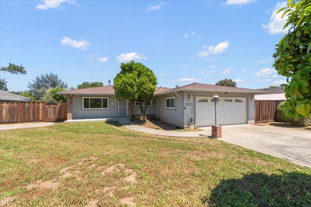 15370 La Alameda Drive, Morgan Hill CA: https://media.crmls.org/mediaz/2aeaa78f-1175-4cb1-bd32-42c02b3ceca8.jpg