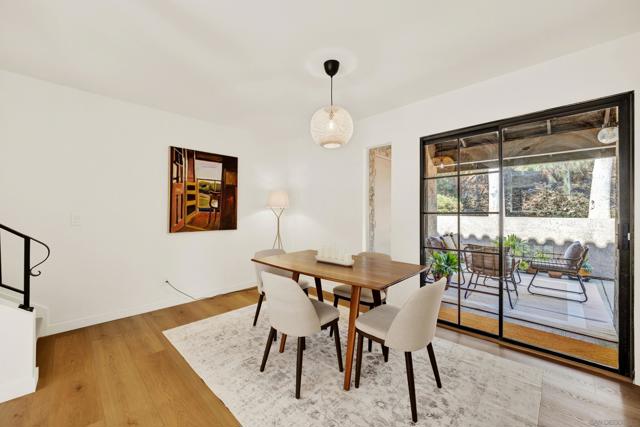 1122 Grape St, San Marcos CA: https://media.crmls.org/mediaz/2aebf4d6-8cb3-4433-be6c-a819c53e002d.jpg