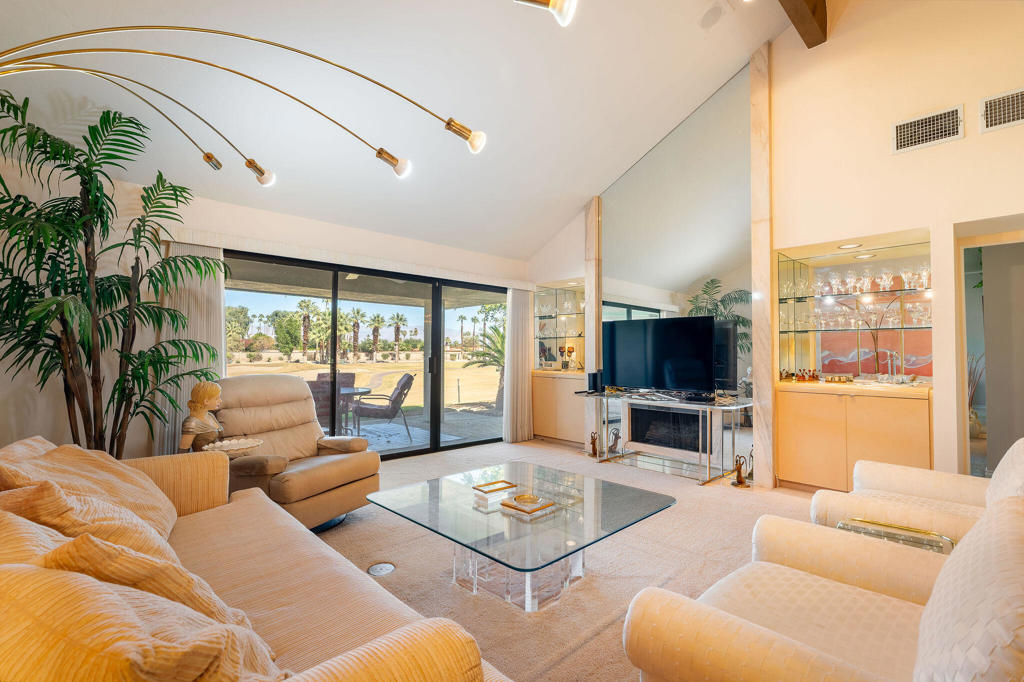 MLS #219136500DA image #15