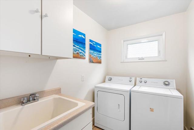 739 W Franklin Street, Monterey CA: https://media.crmls.org/mediaz/2aeda35d-7d1e-4675-ad21-a07a43c11da1.jpg