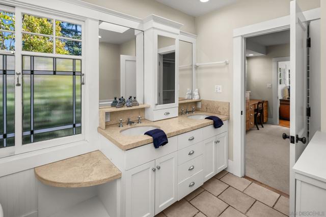 Image 26 of 53 For 2124 Sunset Blvd