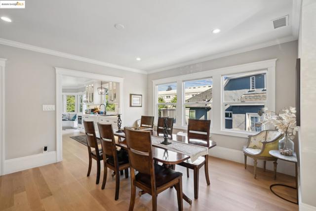 946 Alma Pl, Oakland CA: https://media.crmls.org/mediaz/2af0d47d-3c16-43f7-a343-b79094e7a0f5.jpg