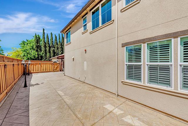 195 Peral Avenue, Morgan Hill CA: https://media.crmls.org/mediaz/2af0dca3-286d-4bbf-ad56-91781733d78d.jpg
