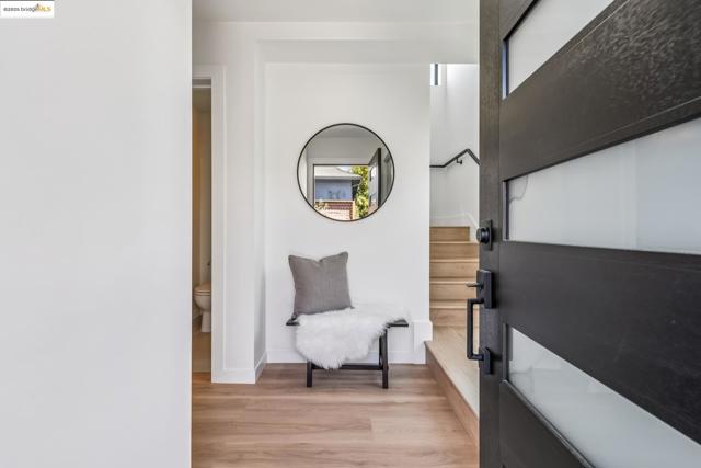 737 61st St, Oakland CA: https://media.crmls.org/mediaz/2af10f6e-caa6-4f06-b70d-2adb06a085fe.jpg