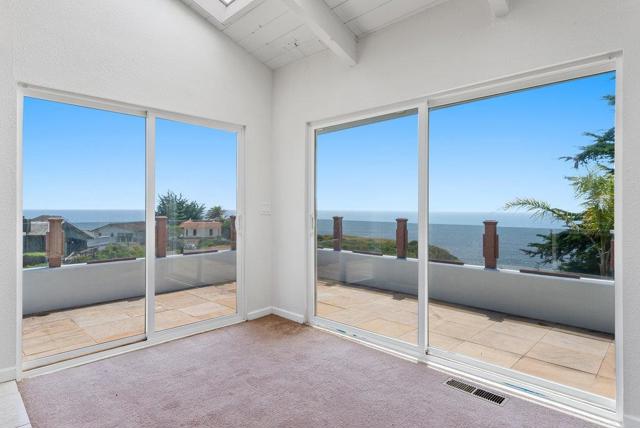 420 Sand Dollar Drive, La Selva Beach CA: https://media.crmls.org/mediaz/2af2ec97-ada2-4d6a-bdfe-ff25967e2d2a.jpg